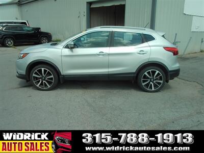2017 Nissan Rogue Sport SL - Photo 8 - Watertown, NY 13601