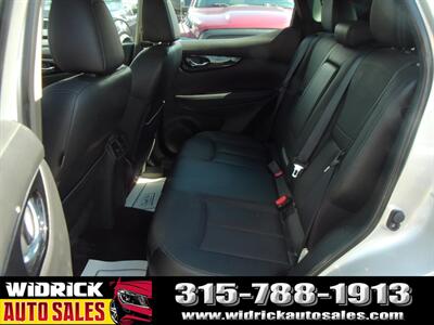 2017 Nissan Rogue Sport SL - Photo 5 - Watertown, NY 13601