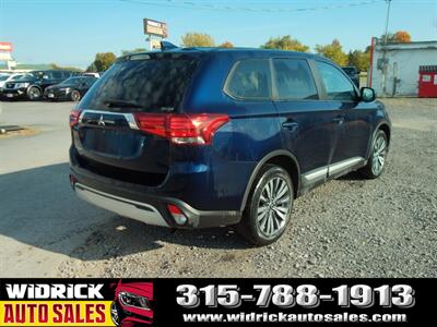 2020 Mitsubishi Outlander   - Photo 5 - Watertown, NY 13601