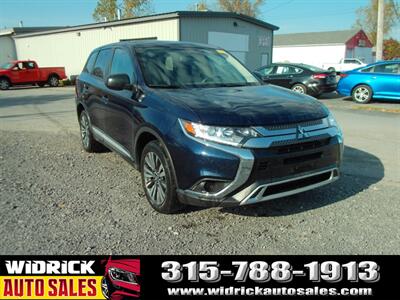 2020 Mitsubishi Outlander   - Photo 1 - Watertown, NY 13601