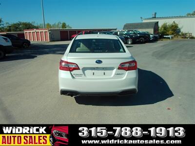 2019 Subaru Legacy 2.5i   - Photo 4 - Watertown, NY 13601