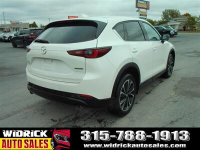 2022 Mazda CX-5 2.5 S Premium Plus Package   - Photo 15 - Watertown, NY 13601