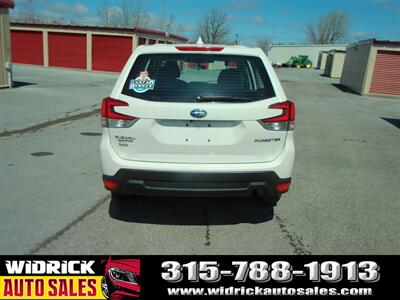 2023 Subaru Forester - Photo 12 - Watertown, NY 13601