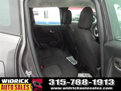 2021 Jeep Renegade Latitude   - Photo 5 - Watertown, NY 13601