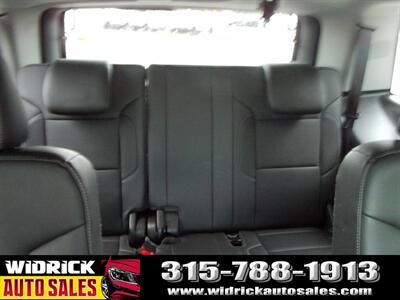 2018 Chevrolet Tahoe Premier   - Photo 6 - Watertown, NY 13601