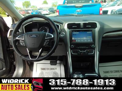 2018 Ford Fusion Energi SE Luxury   - Photo 6 - Watertown, NY 13601