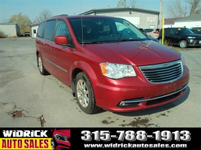 2015 Chrysler Town & Country Touring  