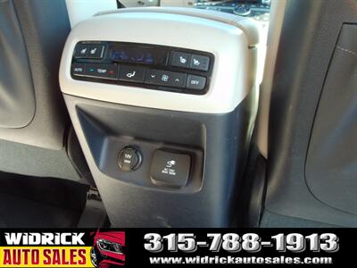 2023 Hyundai PALISADE Limited   - Photo 10 - Watertown, NY 13601