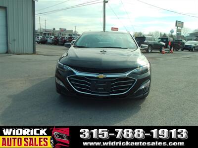 2025 Chevrolet Malibu LT   - Photo 2 - Watertown, NY 13601
