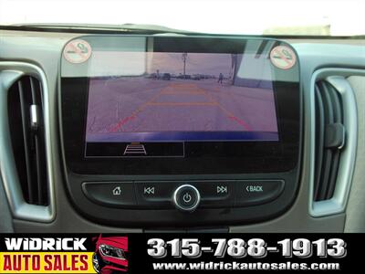 2025 Chevrolet Malibu LT   - Photo 10 - Watertown, NY 13601