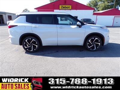 2022 Mitsubishi Outlander SEL   - Photo 14 - Watertown, NY 13601