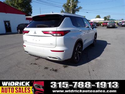 2022 Mitsubishi Outlander SEL   - Photo 15 - Watertown, NY 13601