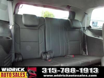 2017 GMC Yukon SLT   - Photo 6 - Watertown, NY 13601