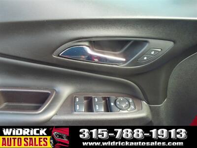 2022 Chevrolet Equinox LT   - Photo 12 - Watertown, NY 13601