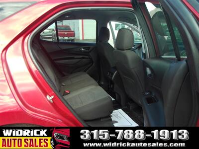 2022 Chevrolet Equinox LT   - Photo 5 - Watertown, NY 13601