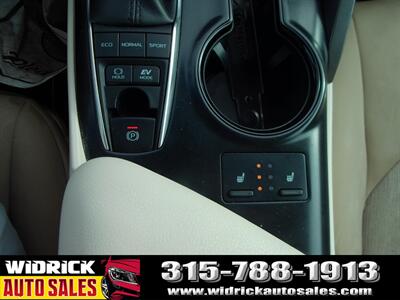 2019 Toyota Camry Hybrid LE - Photo 10 - Watertown, NY 13601