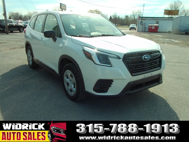 2022 Subaru Forester   - Photo 1 - Watertown, NY 13601