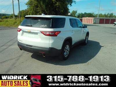 2021 Chevrolet Traverse LS - Photo 5 - Watertown, NY 13601