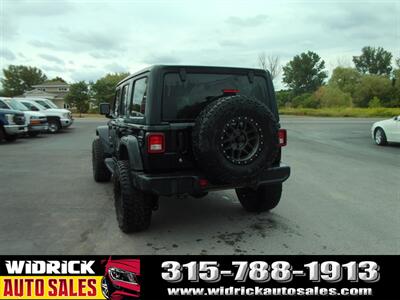 2019 Jeep Wrangler Unlimited Sahara   - Photo 6 - Watertown, NY 13601