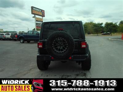 2019 Jeep Wrangler Unlimited Sahara   - Photo 5 - Watertown, NY 13601