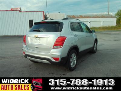 2017 Chevrolet Trax LT   - Photo 5 - Watertown, NY 13601