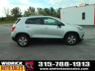 2017 Chevrolet Trax LT   - Photo 4 - Watertown, NY 13601