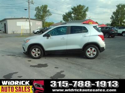 2017 Chevrolet Trax LT   - Photo 8 - Watertown, NY 13601