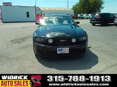 2013 Ford Mustang GT Premium   - Photo 2 - Watertown, NY 13601