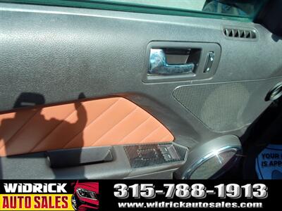 2013 Ford Mustang GT Premium   - Photo 6 - Watertown, NY 13601