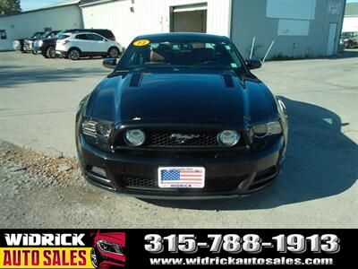 2013 Ford Mustang GT Premium   - Photo 2 - Watertown, NY 13601