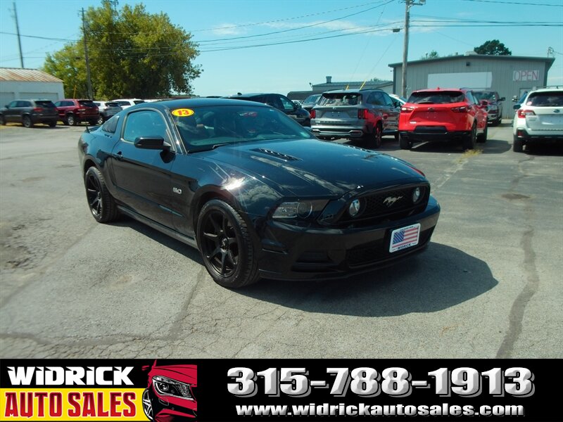 2013 Ford Mustang GT Premium  