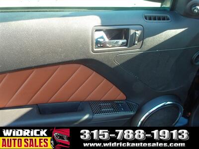 2013 Ford Mustang GT Premium   - Photo 10 - Watertown, NY 13601