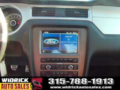 2013 Ford Mustang GT Premium   - Photo 8 - Watertown, NY 13601