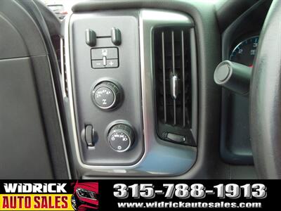 2019 Chevrolet Silverado 1500 LD LT   - Photo 10 - Watertown, NY 13601