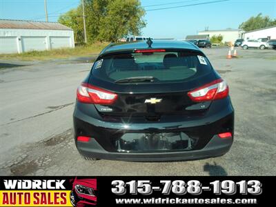 2018 Chevrolet Cruze LT Auto   - Photo 14 - Watertown, NY 13601