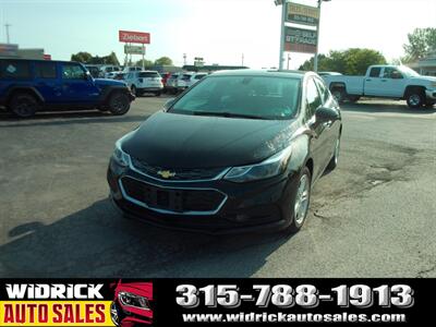 2018 Chevrolet Cruze LT Auto   - Photo 3 - Watertown, NY 13601