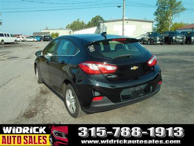 2018 Chevrolet Cruze LT Auto   - Photo 15 - Watertown, NY 13601