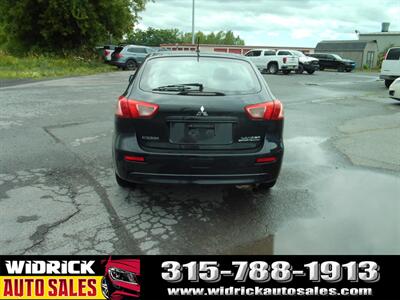 2014 Mitsubishi Lancer Sportback ES - Photo 6 - Watertown, NY 13601