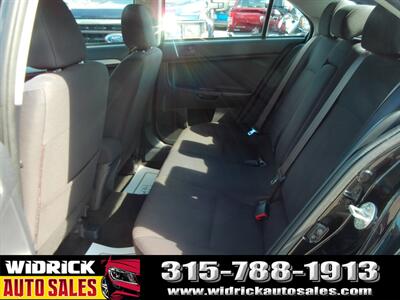 2014 Mitsubishi Lancer Sportback ES - Photo 5 - Watertown, NY 13601