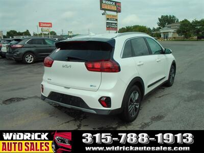 2022 Kia Niro LXS   - Photo 13 - Watertown, NY 13601