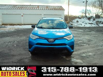 2016 Toyota RAV4 LE   - Photo 2 - Watertown, NY 13601