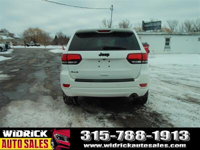 2017 Jeep Grand Cherokee   - Photo 6 - Watertown, NY 13601