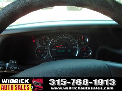 2016 Chevrolet Express LT Passenger   - Photo 18 - Watertown, NY 13601