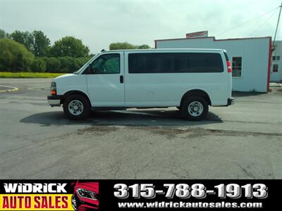 2016 Chevrolet Express LT Passenger   - Photo 8 - Watertown, NY 13601