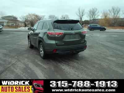2014 Toyota Highlander XLE V6   - Photo 7 - Watertown, NY 13601