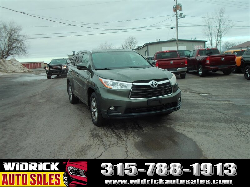 2014 Toyota Highlander XLE V6   - Photo 1 - Watertown, NY 13601