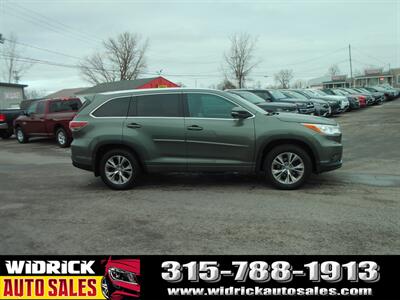 2014 Toyota Highlander XLE V6   - Photo 4 - Watertown, NY 13601