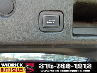 2020 Chevrolet Equinox LT - Photo 9 - Watertown, NY 13601