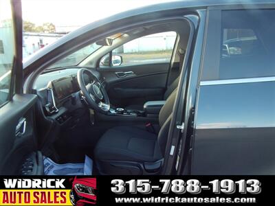 2023 Kia Sportage Hybrid LX   - Photo 4 - Watertown, NY 13601