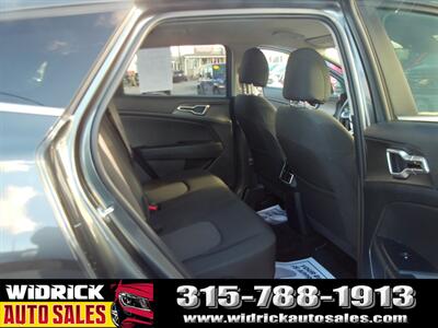 2023 Kia Sportage Hybrid LX   - Photo 5 - Watertown, NY 13601